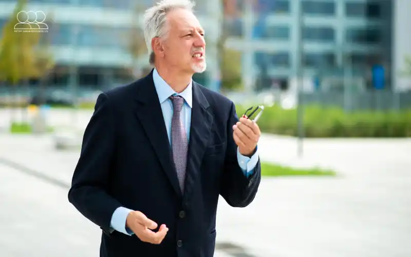 Thay vì than vãn về những khó khăn, hãy chuyển hóa chúng thành câu chuyện mang thông điệp tích cực